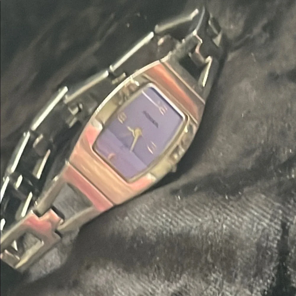 Ladies Silver Fossil Watch with Purple Face - Picture 5 of 5